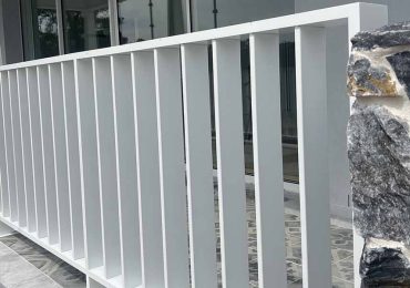 Featured Awards Entry Balustrade by Cumbo’s Custom Fabrication