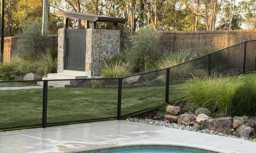 Awards pool fencing entry by Seaside Screens